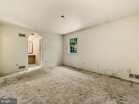 7016 Ben Franklin Rd, Springfield, VA 22150 photo 17