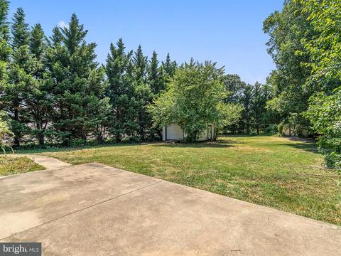 7016 Ben Franklin Rd, Springfield, VA 22150 photo 24