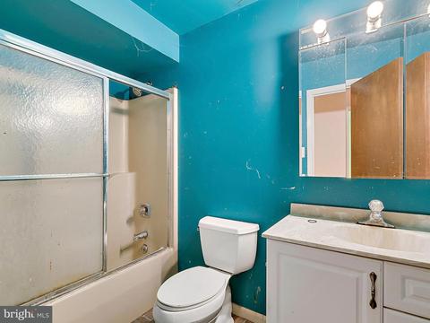7016 Ben Franklin Rd, Springfield, VA 22150 photo 15