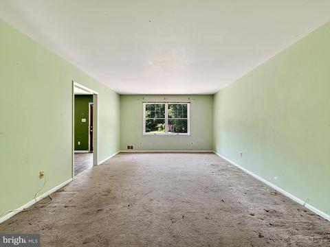 7016 Ben Franklin Rd, Springfield, VA 22150 photo 13