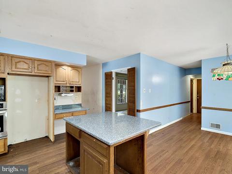 7016 Ben Franklin Rd, Springfield, VA 22150 photo 6