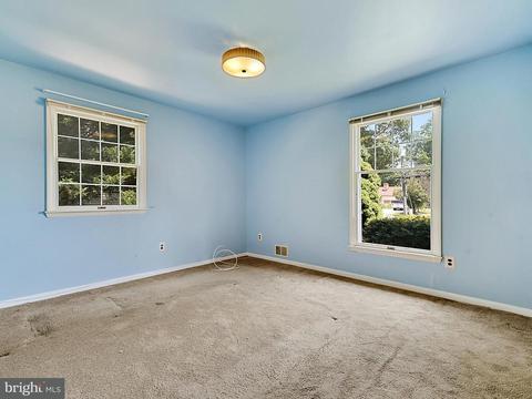 7016 Ben Franklin Rd, Springfield, VA 22150 photo 14