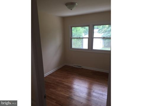 58 E Stephen Dr, Newark, DE 19713 photo 9