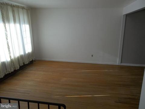 108 Sunset Rd, Beverly, NJ 08010 photo 4