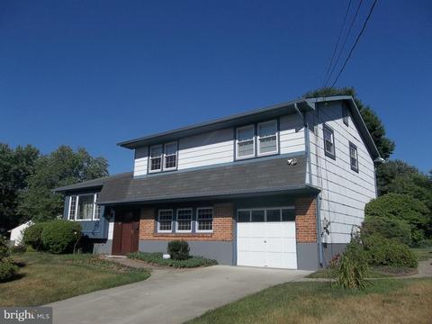 108 Sunset Rd, Beverly, NJ 08010 photo 3