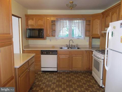 108 Sunset Rd, Beverly, NJ 08010 photo 6