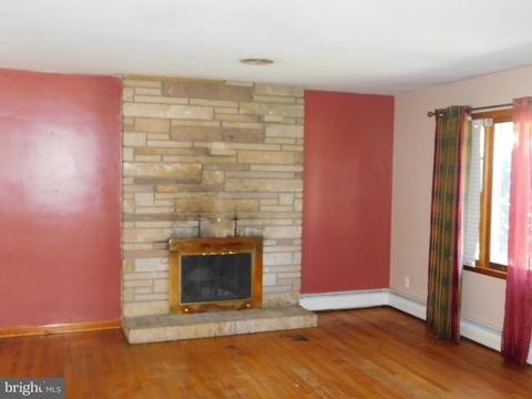 12022 Keller Ave, Smithsburg, MD 21783 photo 3