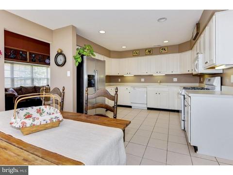 82 Watson Dr, Mount Laurel, NJ 08054 photo 8
