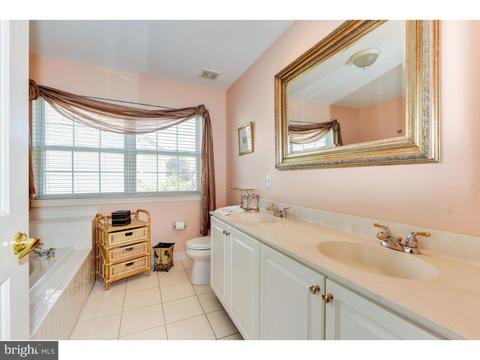 82 Watson Dr, Mount Laurel, NJ 08054 photo 16