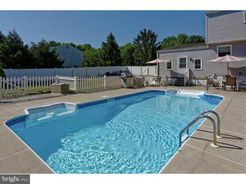 91 Myrtle Ave, Mickleton, NJ 08056 photo 2