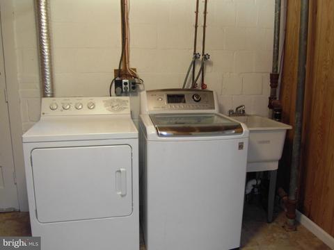 7601 Gresham St, Springfield, VA 22151 photo 18
