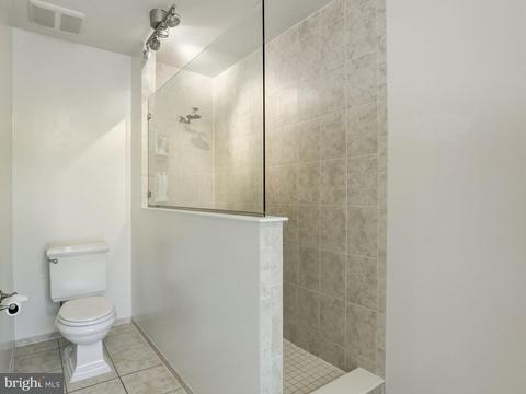 1101 Flor Ln, Mclean, VA 22102 photo 17