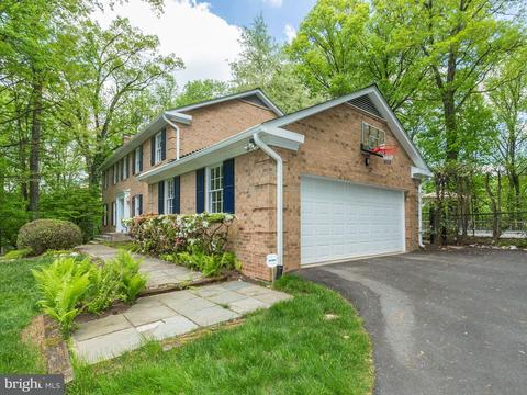 1101 Flor Ln, Mclean, VA 22102 photo 3