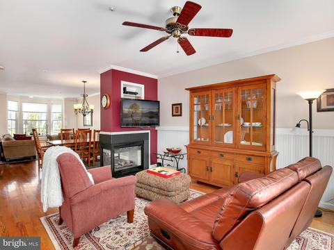 8852 Briarcliff Ln, Frederick, MD 21701 photo 11