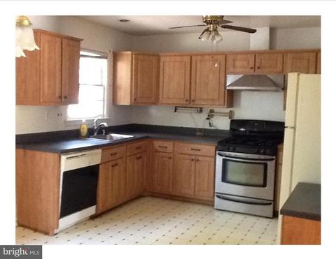 6720 Terra Alta Dr, Lanham, MD 20706 photo 3