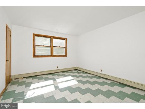 585 Klockner Rd, Hamilton, NJ 08619 photo 14
