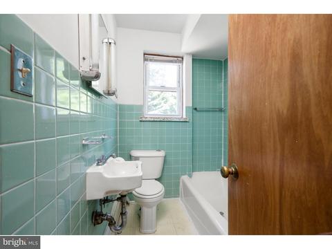 585 Klockner Rd, Hamilton, NJ 08619 photo 16