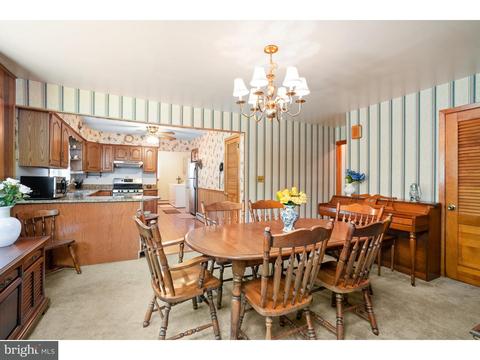585 Klockner Rd, Hamilton, NJ 08619 photo 5