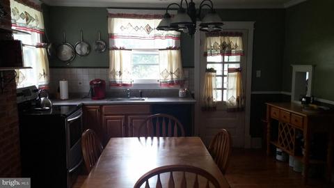 110 Central Ave, Ridgely, MD 21660 photo 8