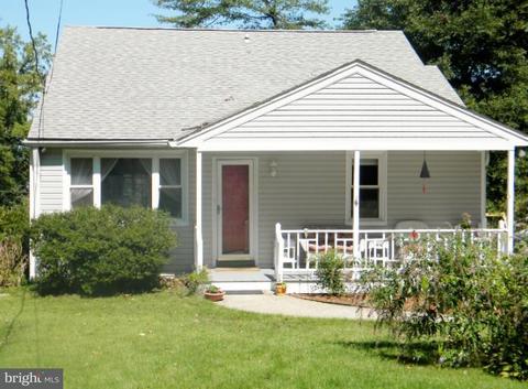 427 Maple Leaf Dr, Edgewater, MD 21037 photo 1