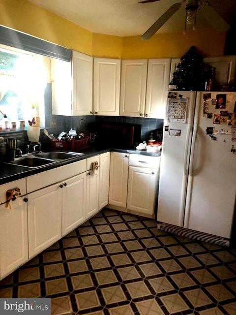 9402 Good Luck Rd, Lanham, MD 20706 photo 3