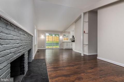 11900 Ivanhoe St, Silver Spring, MD 20902 photo 4