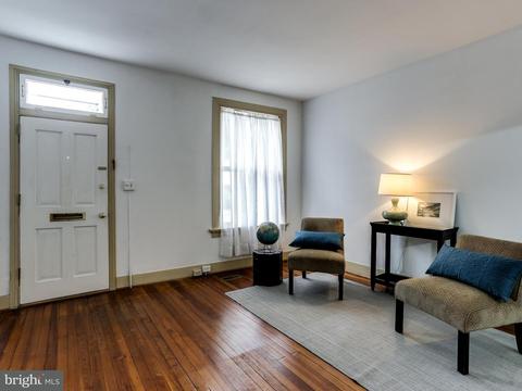 7 Mcmurray St, Frederick, MD 21701 photo 2