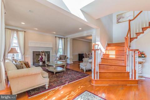 5409 Heming Ave, Springfield, VA 22151 photo 3