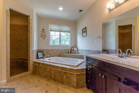 5409 Heming Ave, Springfield, VA 22151 photo 16