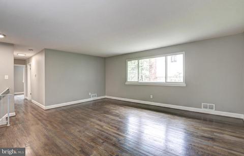 8803 Trafalgar Ct, Springfield, VA 22151 photo 11