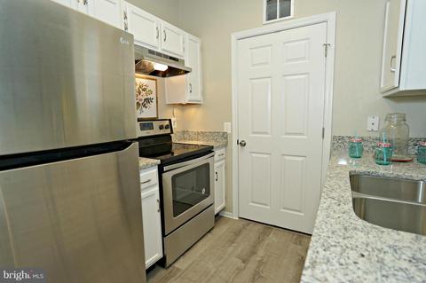 1601 Spring Gate Dr #1409, Mclean, VA 22102 photo 8