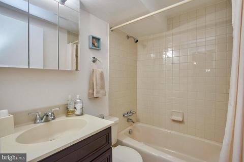 7414 Long Pine Dr, Springfield, VA 22151 photo 18