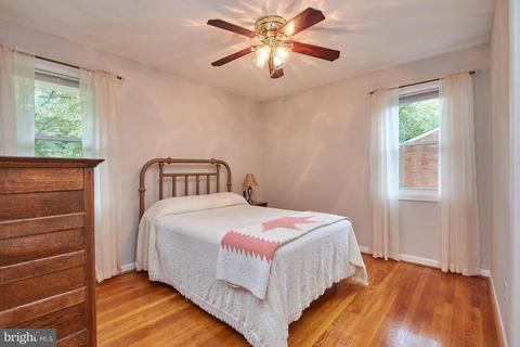7414 Long Pine Dr, Springfield, VA 22151 photo 11