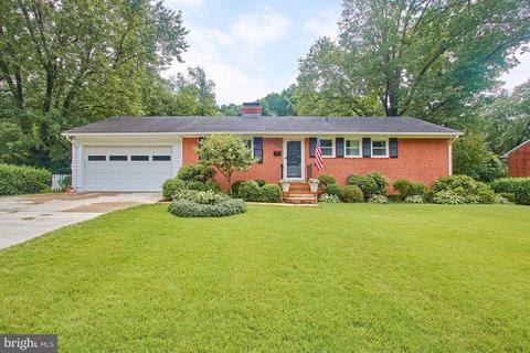 7414 Long Pine Dr, Springfield, VA 22151 photo 2