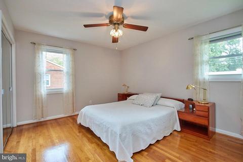 7414 Long Pine Dr, Springfield, VA 22151 photo 8