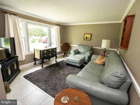 2006 Ridge Rd, Westminster, MD 21157 photo 2