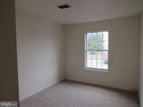 5806 Duke Ct, Frederick, MD 21703 photo 17