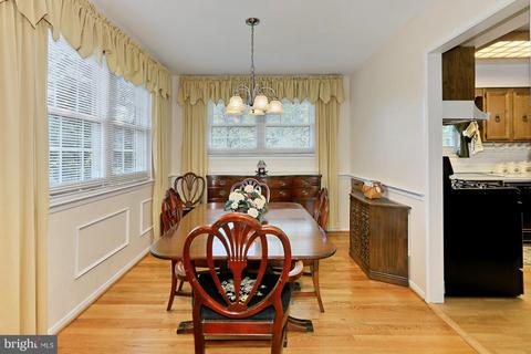 7303 Inzer St, Springfield, VA 22151 photo 7
