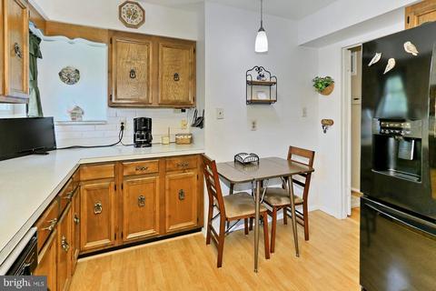 7303 Inzer St, Springfield, VA 22151 photo 11