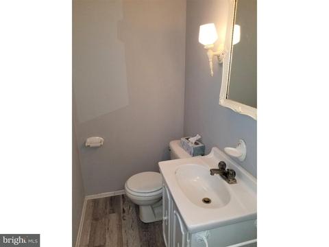 816 Maple Ln, Riverside, NJ 08075 photo 12