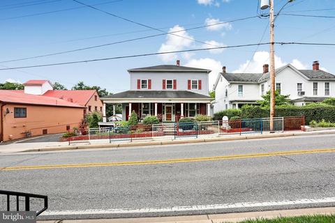 37 Main St, Hancock, MD 21750 photo 2