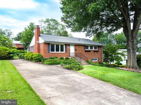 5307 Nutting Dr, Springfield, VA 22151 photo 2