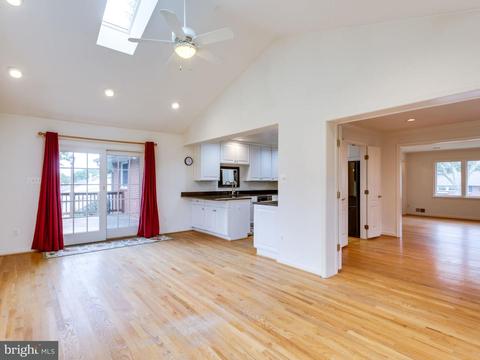 5307 Nutting Dr, Springfield, VA 22151 photo 19