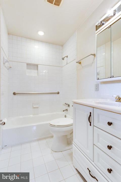 5307 Nutting Dr, Springfield, VA 22151 photo 24