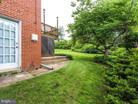 5307 Nutting Dr, Springfield, VA 22151 photo 8
