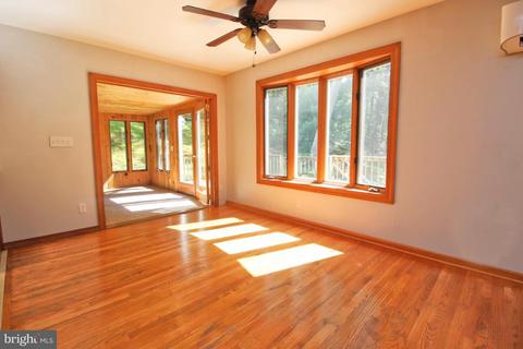 607 E Deep Run Rd, Westminster, MD 21158 photo 4