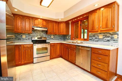 607 E Deep Run Rd, Westminster, MD 21158 photo 3