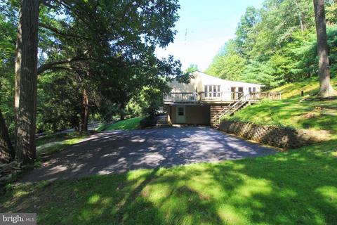 607 E Deep Run Rd, Westminster, MD 21158 photo 2