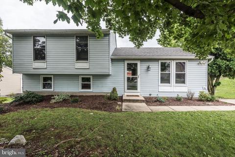 88 Hook Rd, Westminster, MD 21157 photo 2