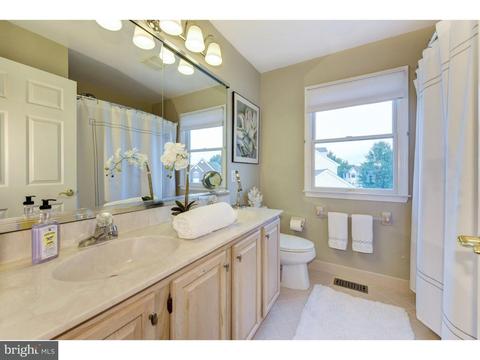 32 Brooks Rd, Moorestown, NJ 08057 photo 19